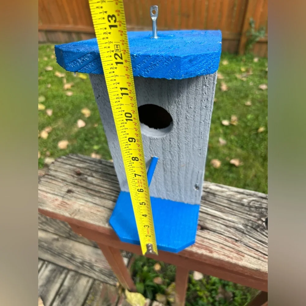Birdhouse
📦Upcharge shipping on all orders over 5 lbs📦 - Picture 5 of 7